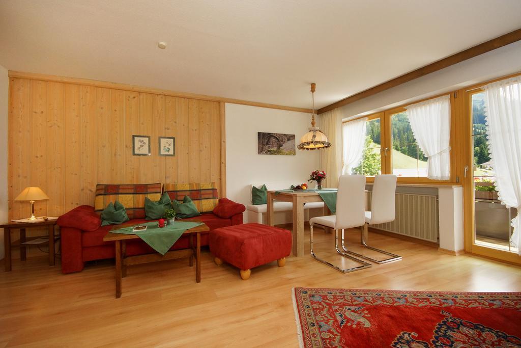 Gaestehaus Schuler Riezlern Værelse billede